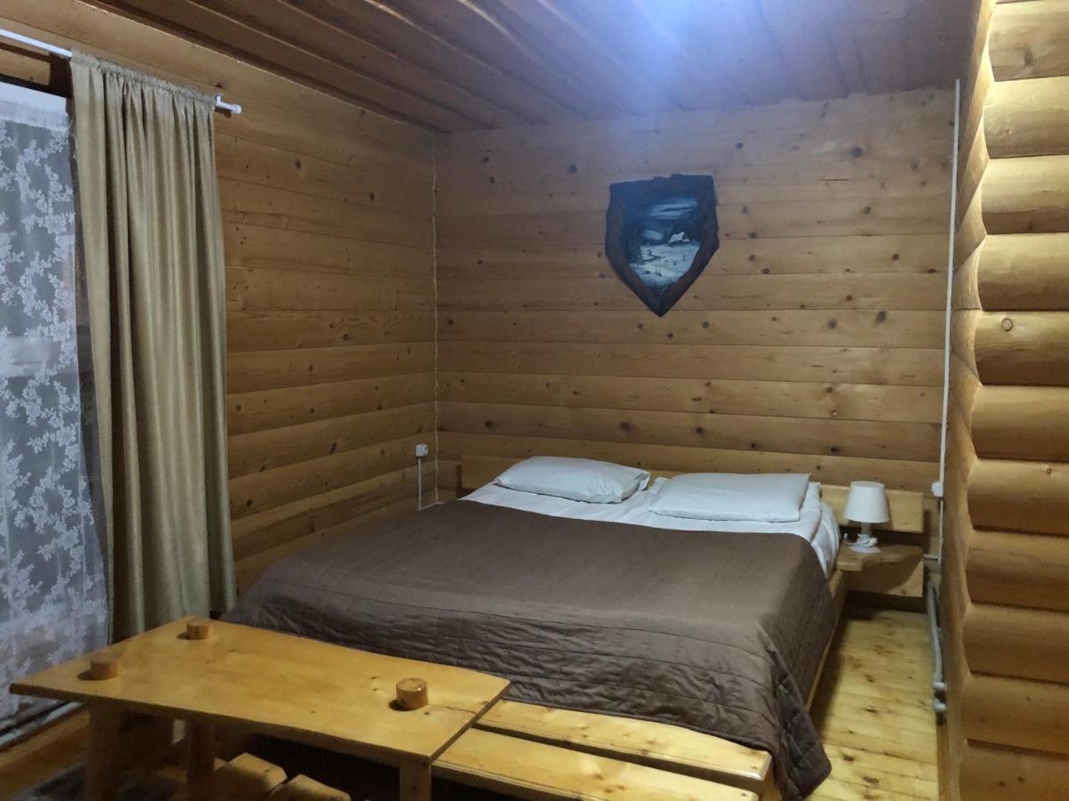 Круассан Hotel Bukovel Ngoại thất bức ảnh